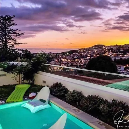 Rua De Santa Luzia * Funchal (Madeira)